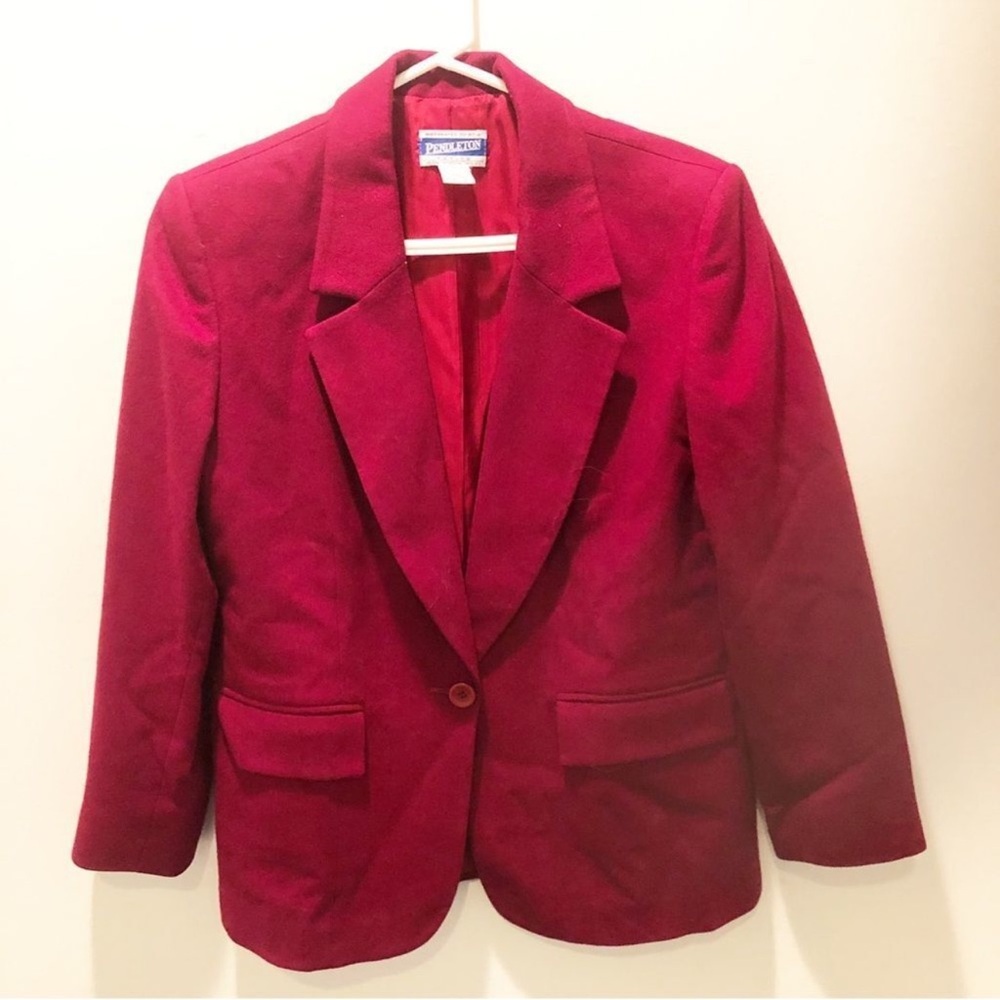 Pendleton Women's 100% Virginia Wool Red Blazer Size 8P